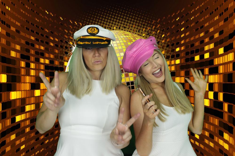 Christ School Prom | View more photos from the event at gallery.myphotoboothexperience.co.uk/u/MyPhotoBoothExperienceLtd/Christ-School-Prom
